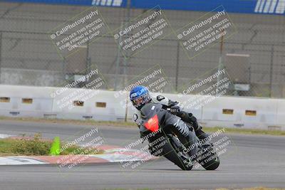 media/Oct-15-2022-Fastrack Riders (Sat) [[9a18b22502]]/Level2/Turn 9 1130am/